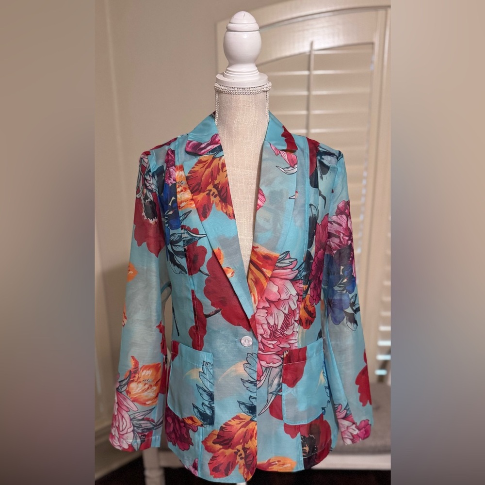 New York and Company Floral Light Turquoise Blue Blazer